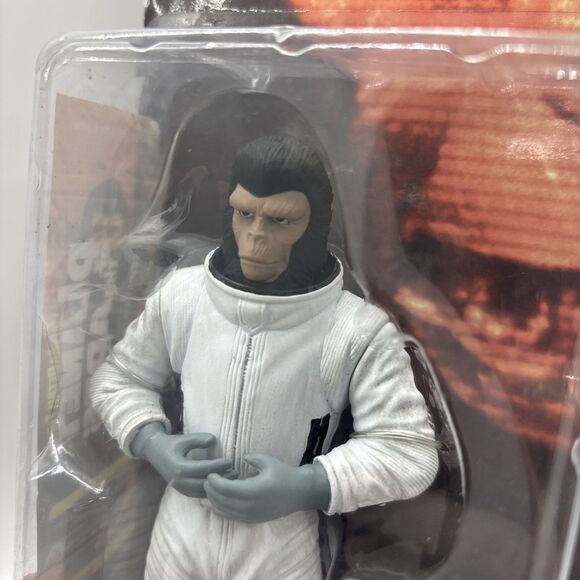 Planet of the Apes: Medicom Toy Ultra Detail Figure: Cornelius (Astronaut) New - Picture 6 of 7